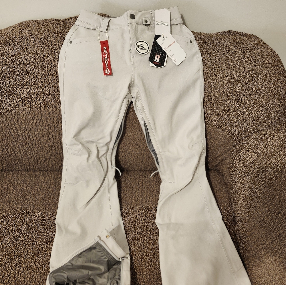 NWT VOLCOM Species Stretch Pant